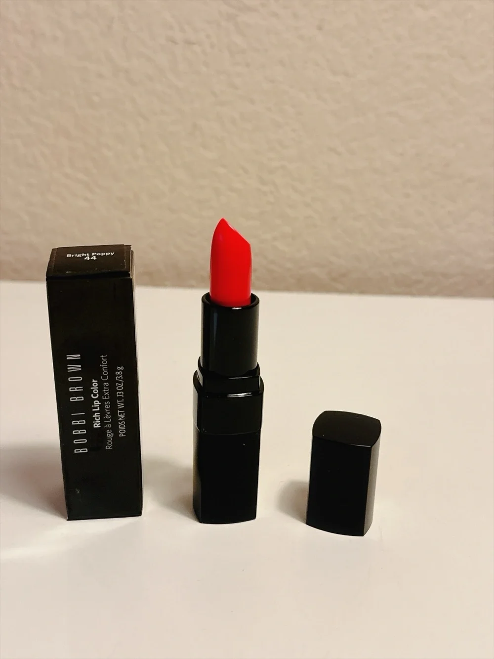Bobbi Brown Rich Lip Color Lipstick Bright Poppy 44 .13 oz / 3.8g New in Box
